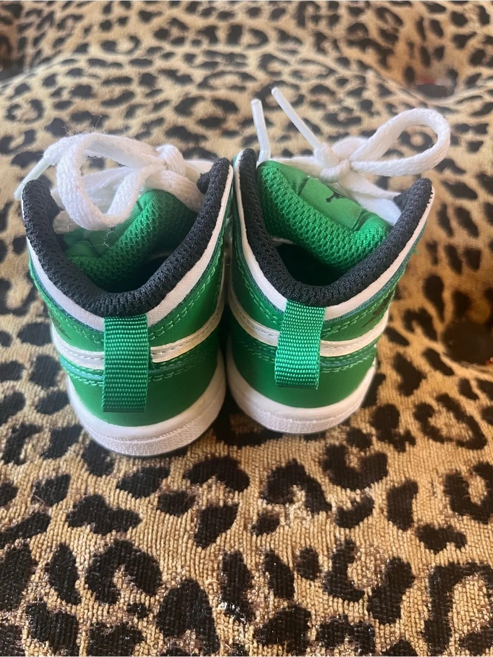 Toddler Retro 1 Jordan Shoes Size 2C NWOB